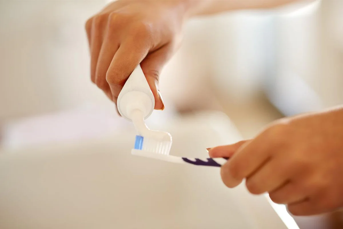 dentifricio-conad-essentiae-lab-denti-sensibili